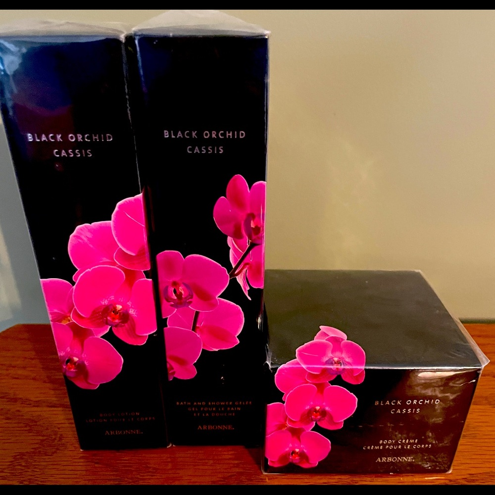 Arbonne set Brand new. Includes Body lotion, Bath and shower gel and body creme.
